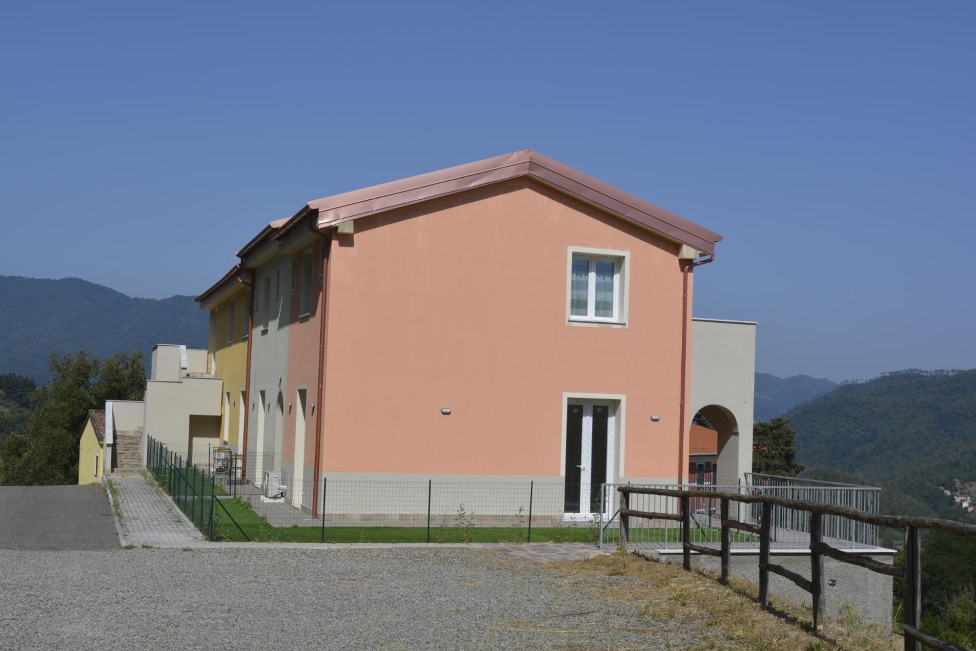 Castagnarossa Casa Vacanze Beverino Exterior foto