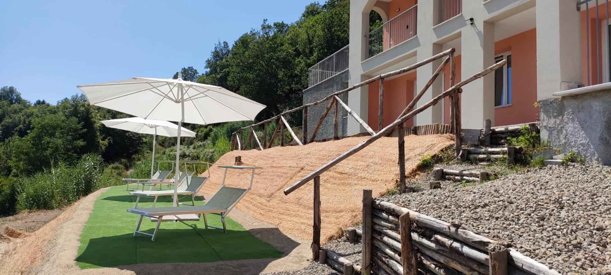 Castagnarossa Casa Vacanze Beverino Exterior foto